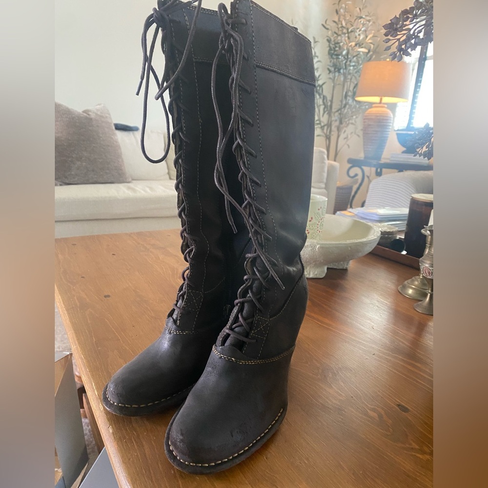 Frye Tall Leather Boots: Like New: Size 7 Color: Espresso 3.5 Inch Heel